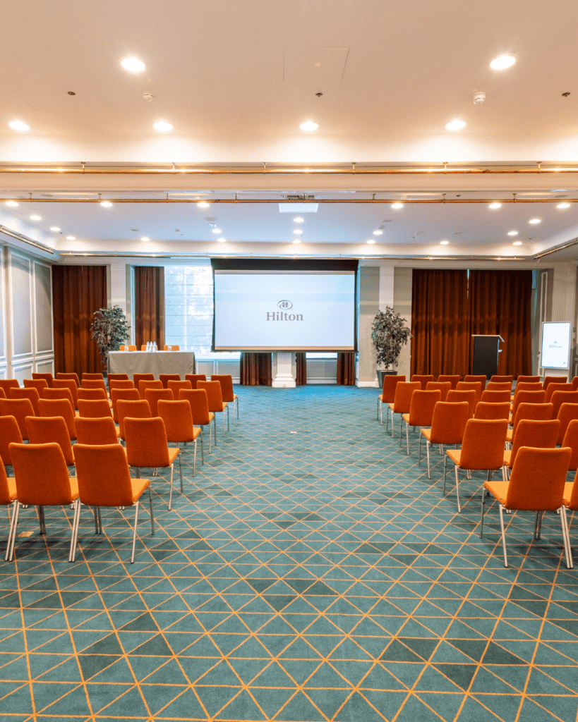offer Hilton Brussels Grand Place meetings, events and rooms